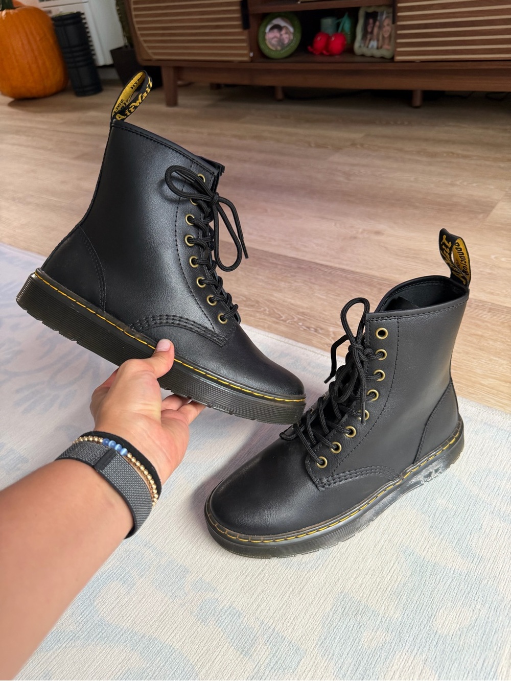 Dr. Martens Leyton Black Vegan Leather 8-Eye Combat Boots Size 8 NWOT